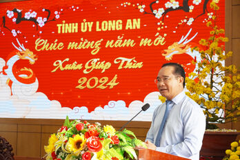 Long An Provincial Party Committee holds meeting at the beginning of Lunar New Year of Dragon 2024