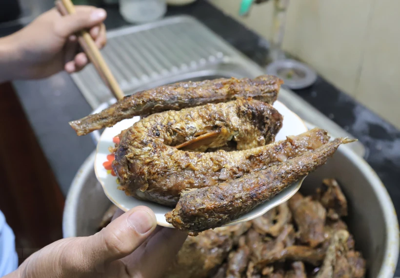 Độc đáo món cá biển kho dịp Tết của ngư dân làng biển Diễn Bích