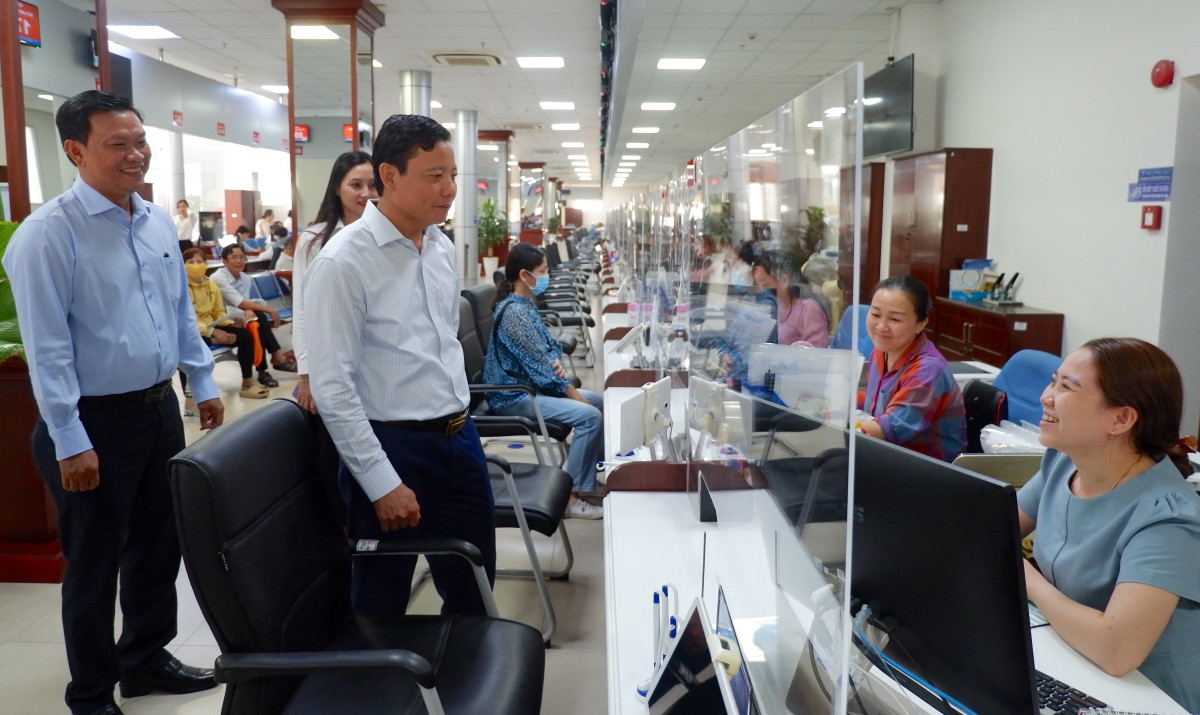 Khí thế phấn khởi quyết tâm thực hiện nhiệm vụ ngay từ đầu năm