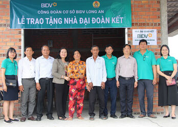 Long Thuận: Lan tỏa phong trào thi đua Dân vận khéo Long Thuận: Lan tỏa phong trào thi đua Dân vận khéo