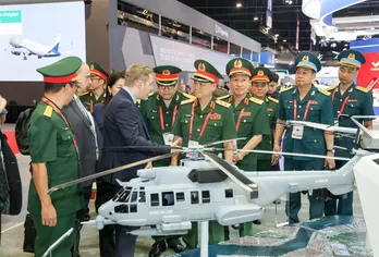 Đoàn Bộ Quốc phòng Việt Nam tham dự Triển lãm Hàng không Singapore 2024