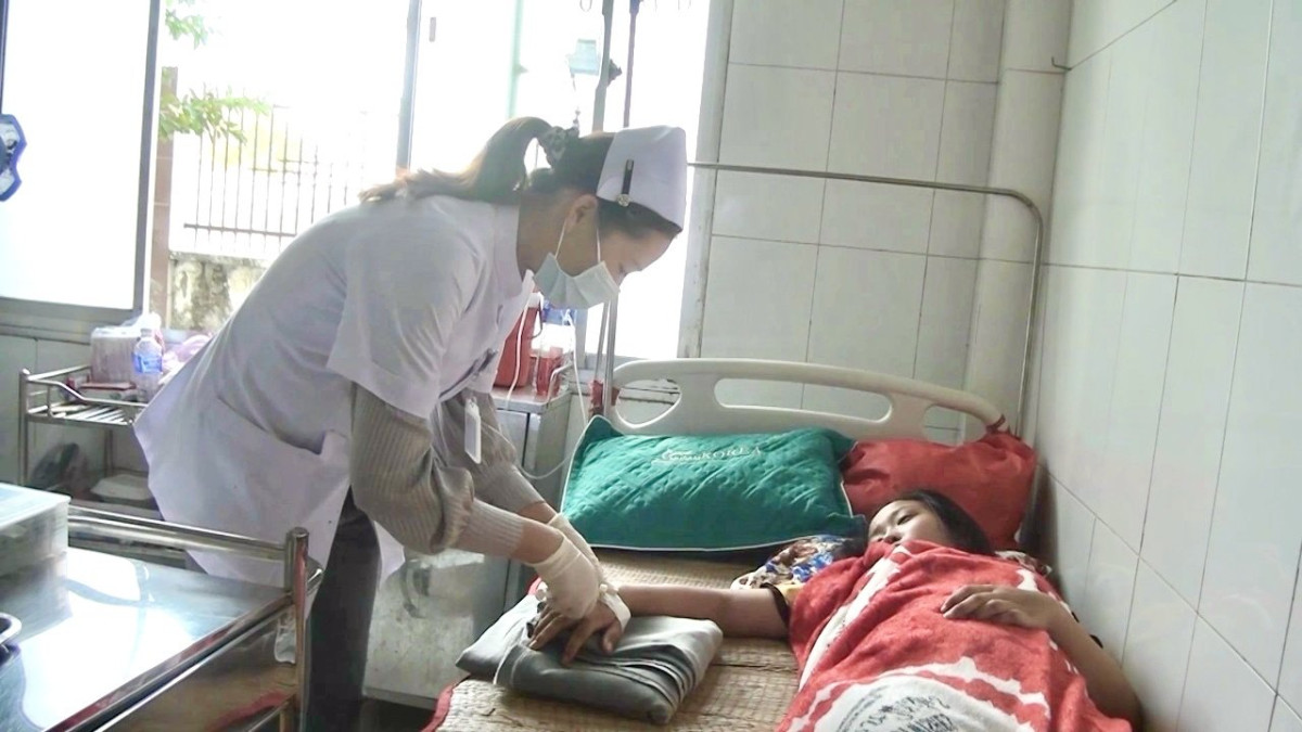 Những điều dưỡng hết lòng vì bệnh nhân