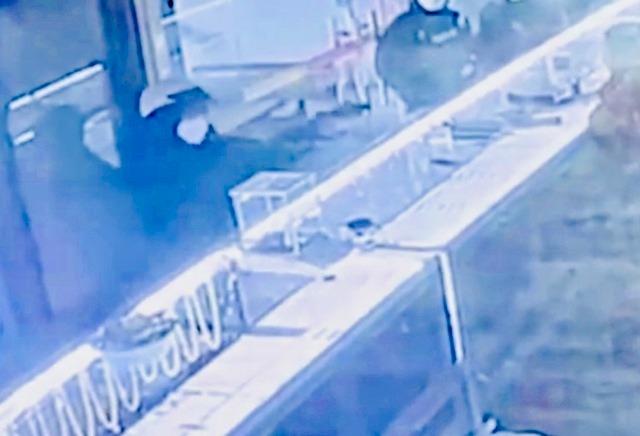 Các nghi phạm cướp tiệm vàng ở Bình Dương ra tay 'chỉ khoảng 30 giây'