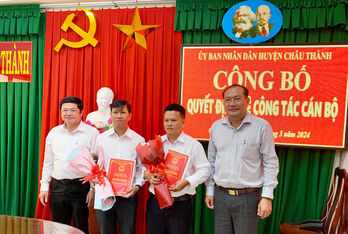 Châu Thành công bố các quyết định về công tác cán bộ