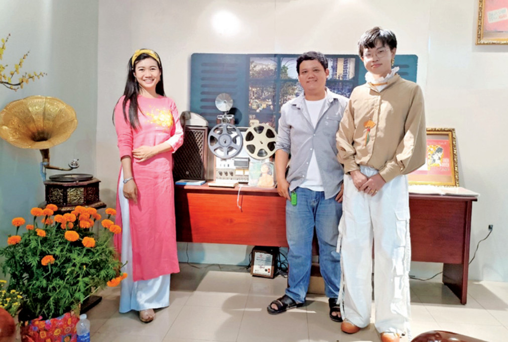 Tìm về những giá trị xưa cũ