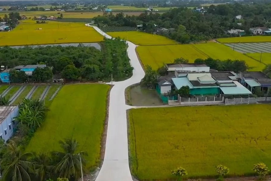 Tân Trụ thực hiện 22 tuyến đường theo Nghị quyết số 22-NQ/HU