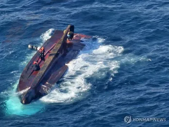 Lật tàu cá tại Hàn Quốc, 2 thuyền viên bị thương, 7 người mất tích