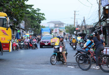 Nguy cơ mất an toàn giao thông tại ngã 4 Đức Lập