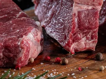 Người ăn nhiều thịt dễ bị thiếu vitamin nào?
