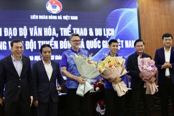 HLV Troussier: Đội tuyển Việt Nam sẽ bình tĩnh, khôn ngoan đấu Indonesia