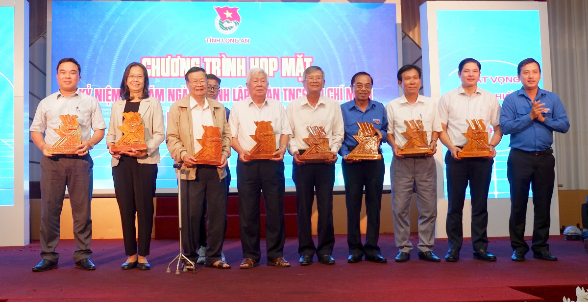 Long An celebrates 93rd anniversary of Ho Chi Minh Communist Youth Union founding