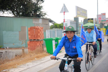 Thành Đoàn Tân An tổ chức đạp xe hành trình đến với 'địa chỉ đỏ'
