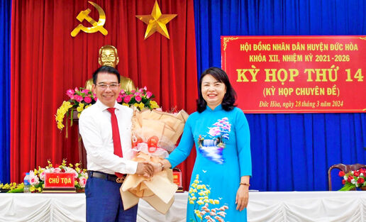 Ông Lê Thành Phong được bầu giữ chức danh Chủ tịch UBND huyện Đức Hòa, nhiệm kỳ 2021- 2026