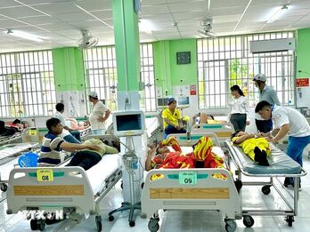 Vụ 49 người nhập viện sau khi ăn bánh miễn phí: Sự cố về an toàn thực phẩm