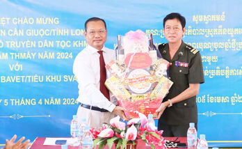 Huyện Cần Giuộc chúc Tết Cổ truyền Chol Chnam Thmay tại Chi khu Quân sự TP.Ba Vét