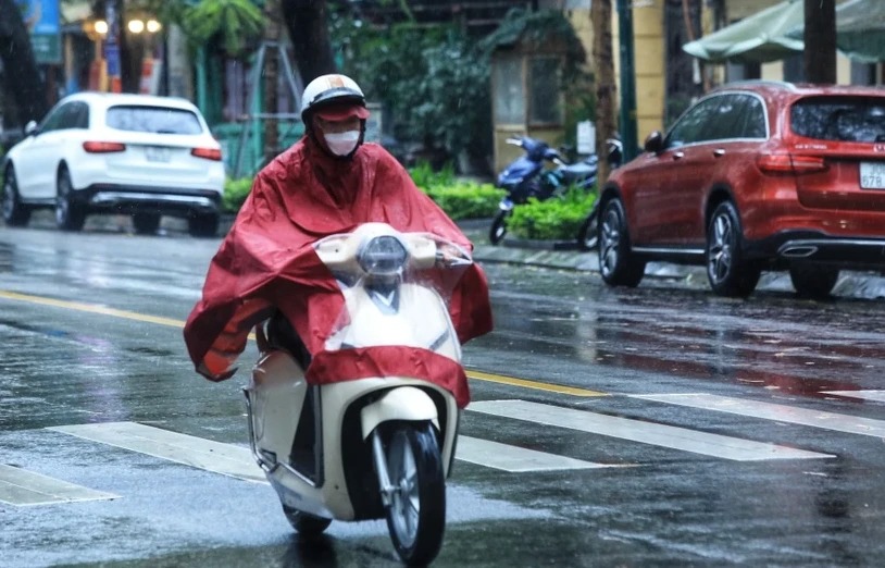 Thời tiết ngày 16/4: Hà Nội có mưa rào và dông, nhiều khu vực cả nước nắng nóng