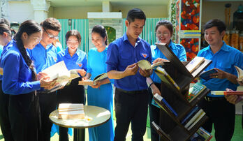 Phát động chương trình ‘Mỗi thanh niên một cuốn sách làm bạn’