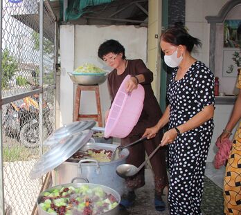 Cùng nhau duy trì bếp ăn yêu thương