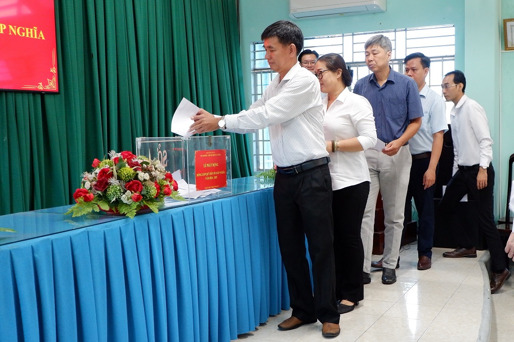 Ngành Lao động - Thương binh và Xã hội tỉnh đóng góp hơn 100 triệu đồng cho Quỹ Đền ơn đáp nghĩa
