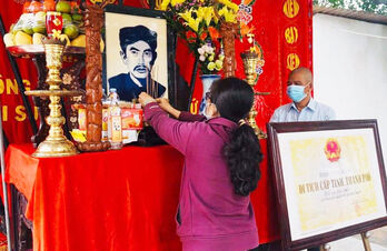 Ben Luc develops tourism associated with promoting historical relics