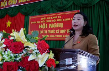 Cử tri thị xã Kiến Tường kiến nghị nhiều vấn đề liên quan đến quyền sử dụng đất, quyền chuyển đổi mục đích sử dụng đất Cử tri thị xã Kiến Tường kiến nghị nhiều vấn đề liên quan đến quyền sử dụng đất, quyền chuyển đổi mục đích sử dụng đất