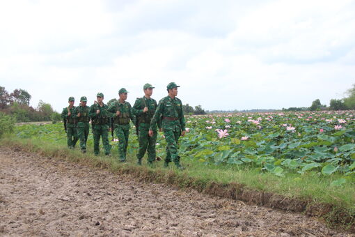 Bảo vệ vững chắc chủ quyền lãnh thổ, an ninh biên giới quốc gia