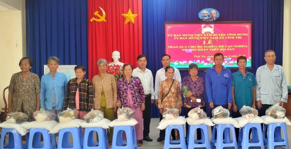 Chung tay vì người nghèo