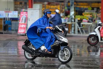 Thời tiết hôm nay 09/5: Nam Bộ ngày nắng, chiều mưa dông; Bắc Bộ mưa rất to