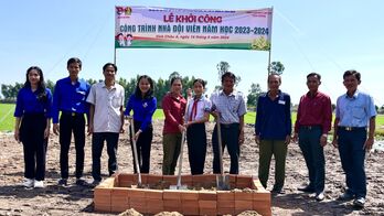 Tân Hưng hỗ trợ 60 triệu đồng xây dựng 'Nhà đội viên' Tân Hưng hỗ trợ 60 triệu đồng xây dựng 'Nhà đội viên'