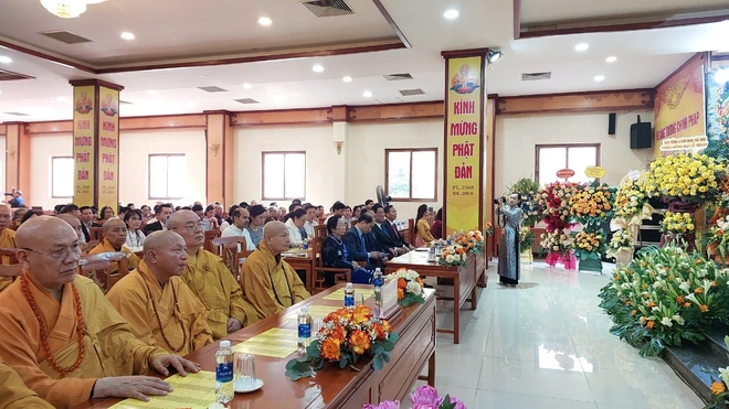 Đại lễ Phật đản năm 2024: Thắp sáng thế gian bằng ánh sáng từ bi và trí tuệ
