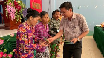 Nỗ lực giảm nghèo