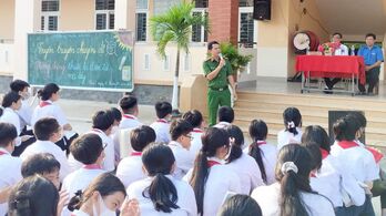 Cần Giuộc tổ chức nhiều hoạt động tuyên truyền phòng, chống ma túy