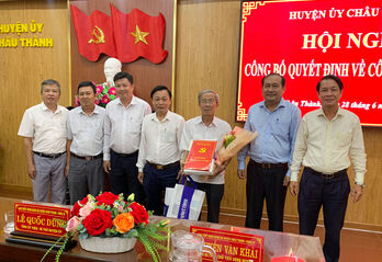 Châu Thành công bố quyết định về công tác cán bộ