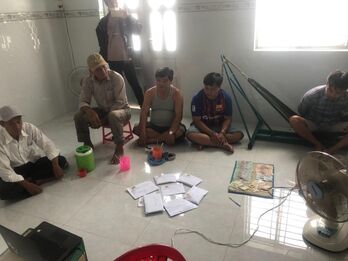 Bắt quả tang nhóm đối tượng đánh bạc bằng hình thức đá gà qua mạng