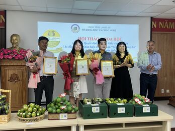 Long An: Chanh không hạt chính thức có Giấy chứng nhận chỉ dẫn địa lý, nhãn hiệu chứng nhận 'Bến Lức - Long An'