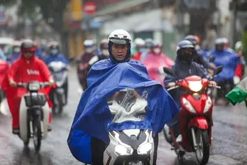 Thời tiết hôm nay 08/7: Bắc Bộ, Trung Bộ nắng nóng; Nam Bộ có nơi mưa rất to