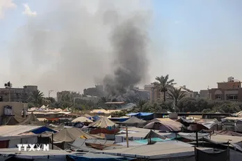 Israel tấn công trại tị nạn ở Gaza, hơn 50 người thương vong