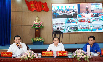 Bí thư Thành ủy, Chủ tịch UBND TP.Tân An đối thoại với thanh niên