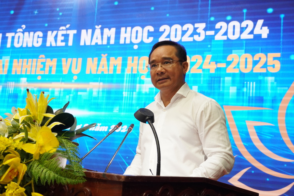 Long An achieved many outstanding achievements in the 2023-2024 school year
