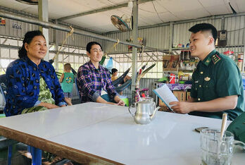 Tân Hưng - Phát huy sức mạnh toàn dân trong bảo vệ biên giới Tân Hưng - Phát huy sức mạnh toàn dân trong bảo vệ biên giới