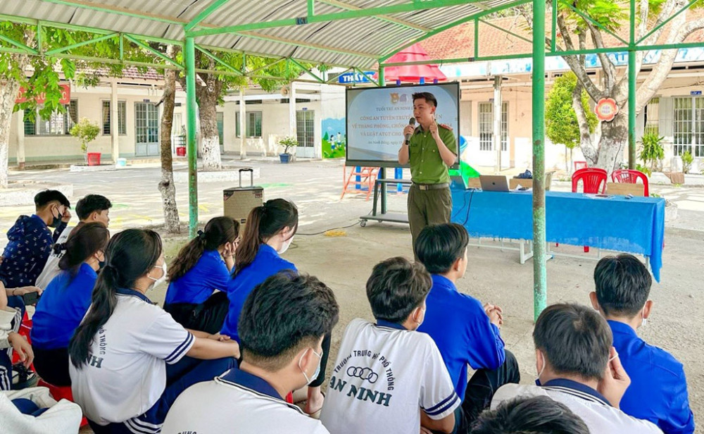 Chung sức, đồng lòng bảo vệ bình yên địa bàn