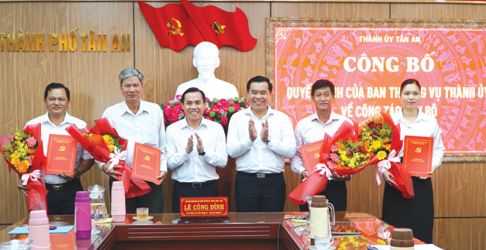 Xây dựng tổ chức Đảng vững mạnh từ cơ sở