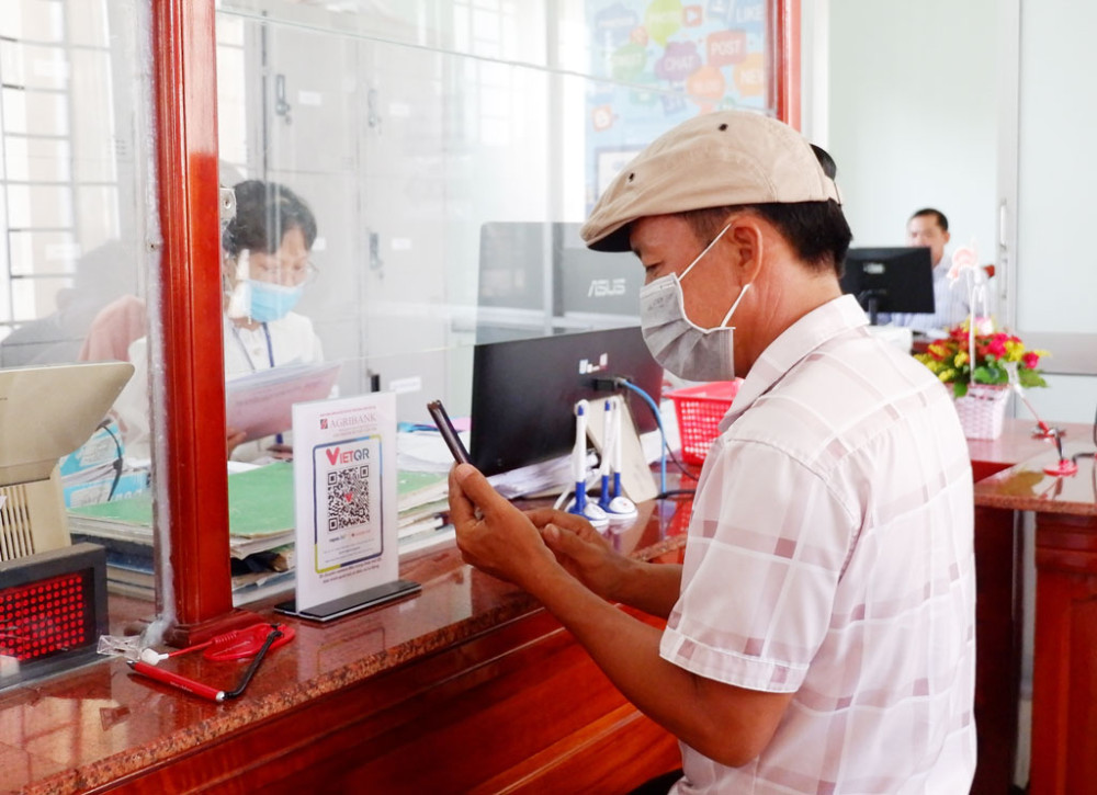 Nỗ lực thực hiện đạt chỉ tiêu thanh toán trực tuyến