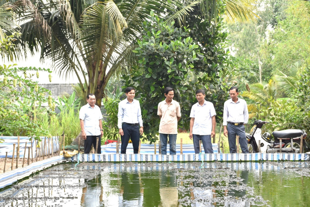 UBMTTQ Việt Nam huyện Tân Thạnh - Lan tỏa sâu, rộng các cuộc vận động, phong trào thi đua