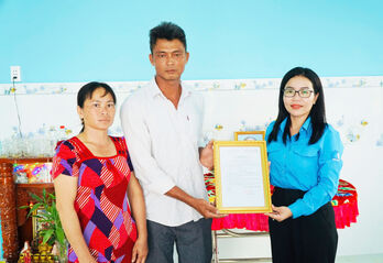 Phát động chương trình 'Tiếp sức người bệnh' tại huyện Cần Giuộc