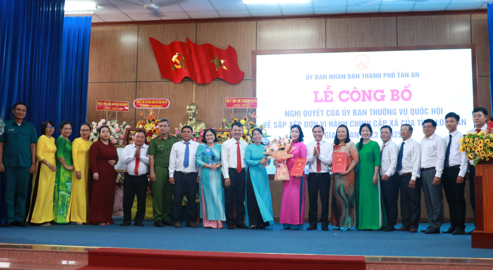 TP.Tân An: Nhập toàn bộ diện tích tự nhiên, quy mô dân số của phường 2 vào phường 1