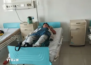 Vụ ngộ độc sau khi ăn bánh mỳ tại Bà Rịa - Vũng Tàu: Đã có hơn 100 người nhập viện