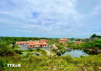 Thiền viện Trúc Lâm An Giang - “Vịnh Hạ Long” giữa vùng Bảy Núi