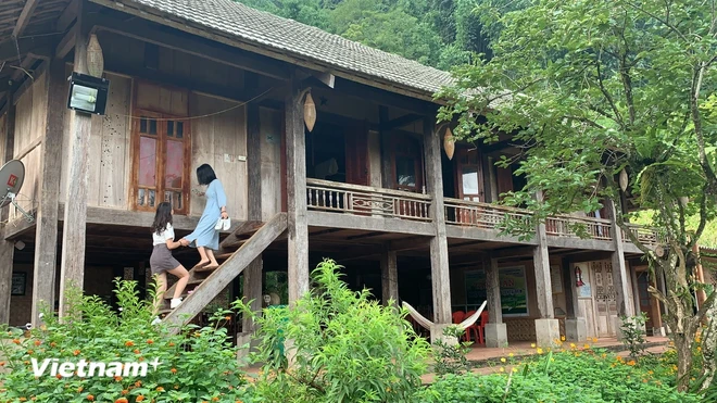 Vietnam positioning community-based tourism brand with distinctive products