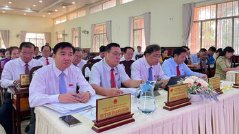Tân Hưng: Kỳ họp thứ 14 HĐND huyện khóa VI thông qua 16 nghị quyết Tân Hưng: Kỳ họp thứ 14 HĐND huyện khóa VI thông qua 16 nghị quyết